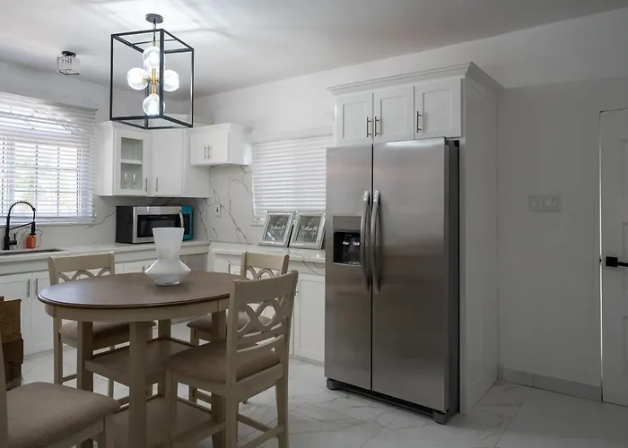 Villa Tuscany Sunville